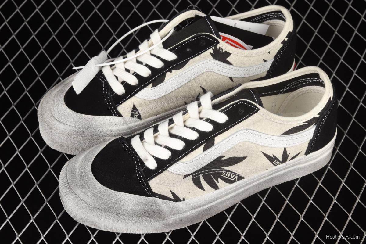 Vans Style 36 Cecon SF half-moon Baotou white print black maple leaf to make the old low-top shoes VN0A3MVLK0A