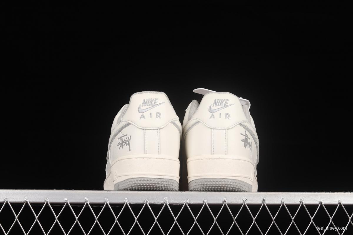 Stussy x NIKE Air Force 11607 Low Stussy co-named rice gray reflective low-top casual board shoes UN1815-802